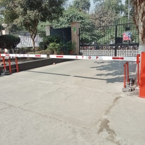 BOOM BARRIER